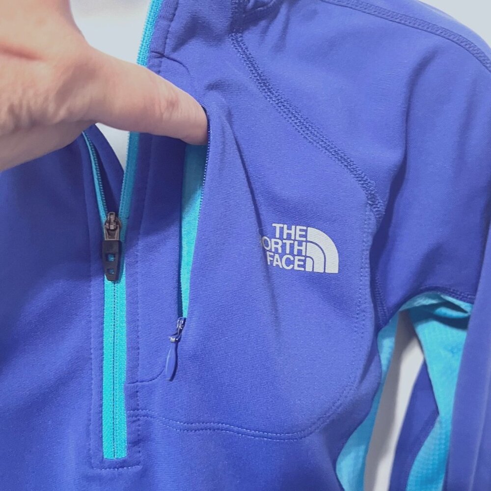 The North Face Vapor Wick-Women's X Small Long Sleeve Thumb Hole Active Wear - Picture 9 of 13